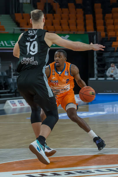 萨拉赫才追 萨拉赫才追