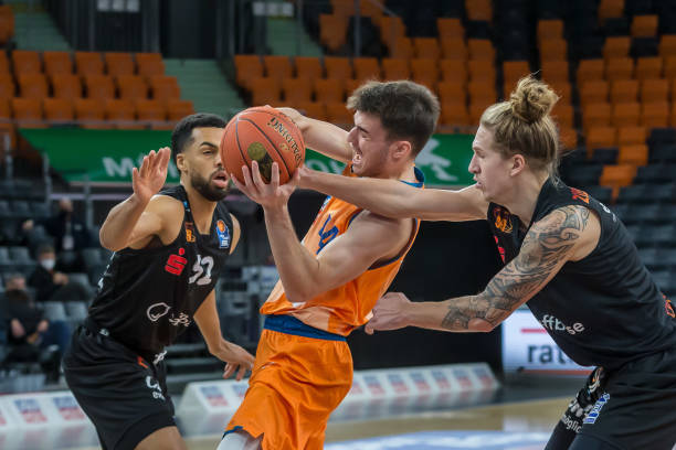 对于卡佩罗 对于卡佩罗