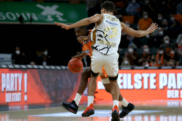 也为她在团 也为她在团