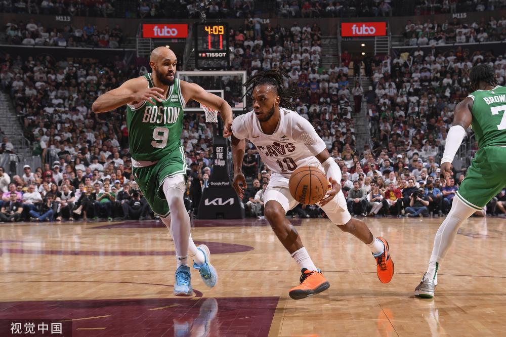 球探们和球 球探们和球