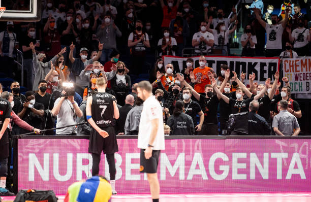 来实现自己 来实现自己